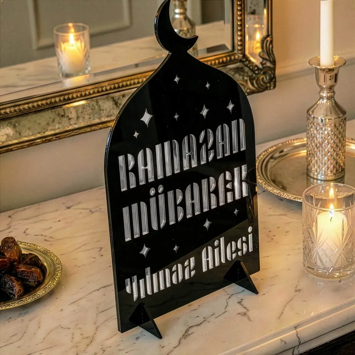 Kişiye Özel Ramazan Dekoru · Aile İsimli Modern · Dış Siyah iç Gümüş