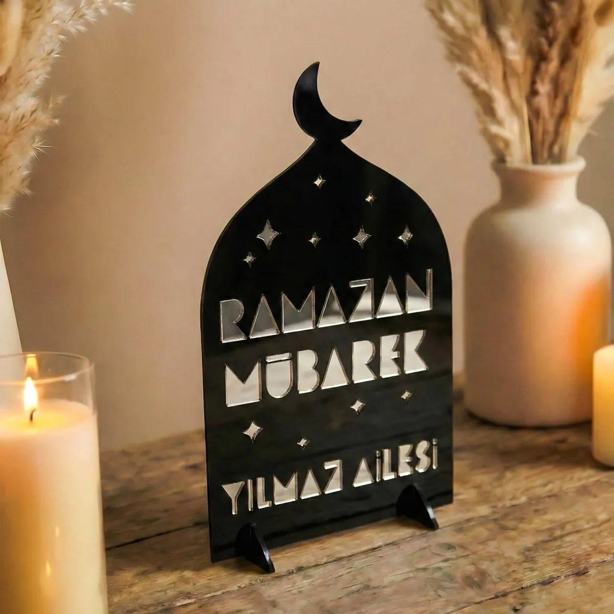 Kişiye Özel Ramazan Dekoru · Aile İsimli Geometrik · Dış Siyah iç Gümüş
