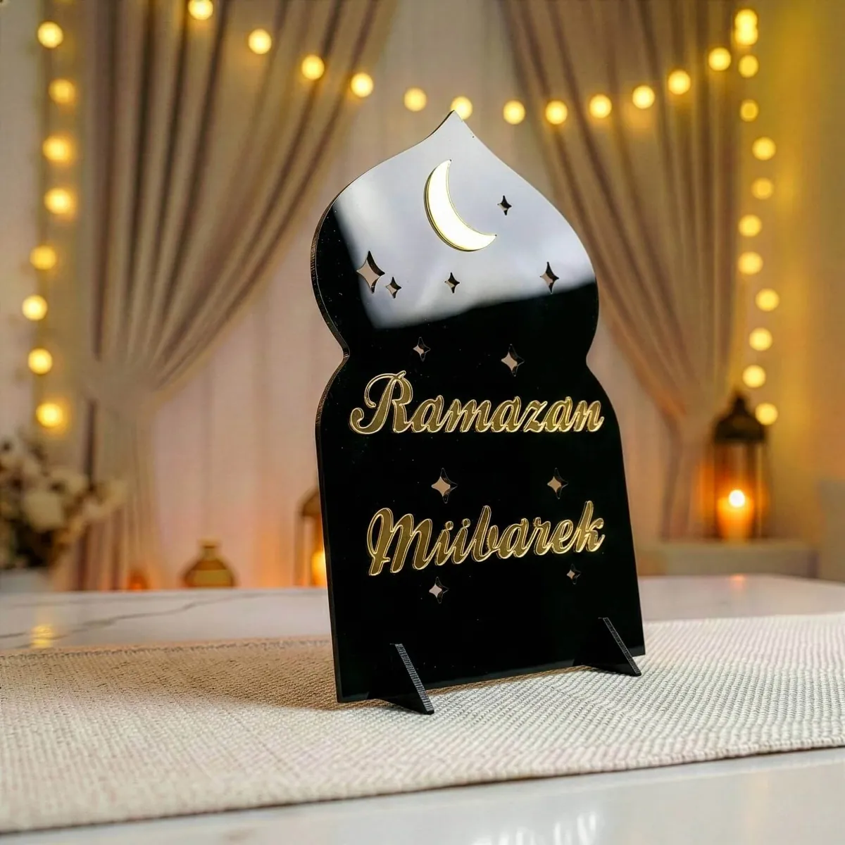 Kişiye Özel Ramazan Dekoru · Ramazan Mübarek · Siyah üzeri Altın