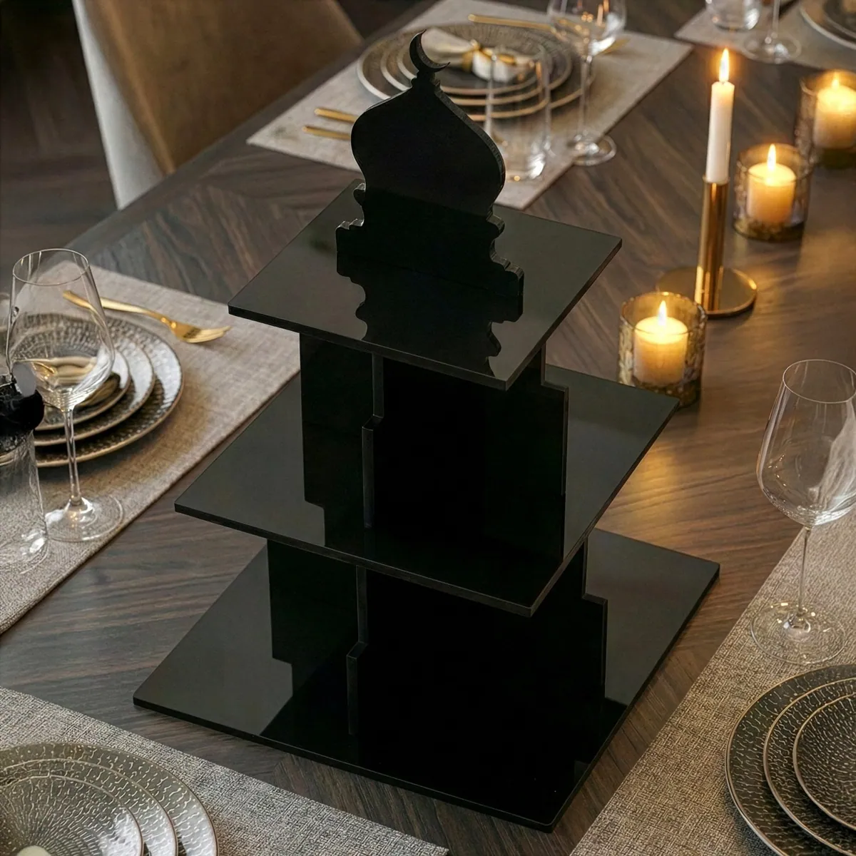 Dome and Round Serving Stand · Dome and Round Serving Stand